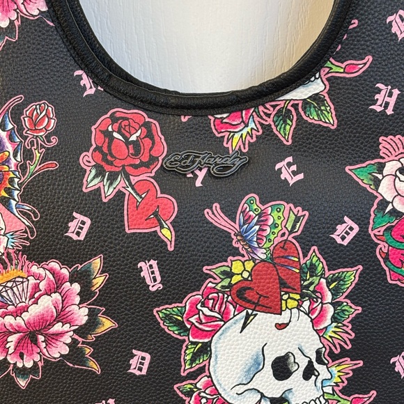 NWT Ed Hardy 22” Black & Pink Skull Floral Shoulder Bag - Picture 2 of 11